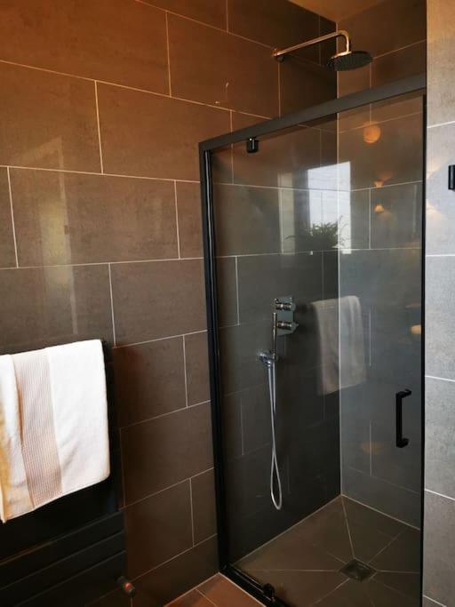 Luxury And South Downs National Park, Free Parking, Animals On Request Daily Fee