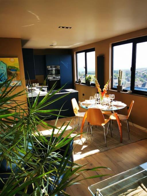 Luxury And South Downs National Park, Free Parking, Animals On Request Daily Fee * Hove